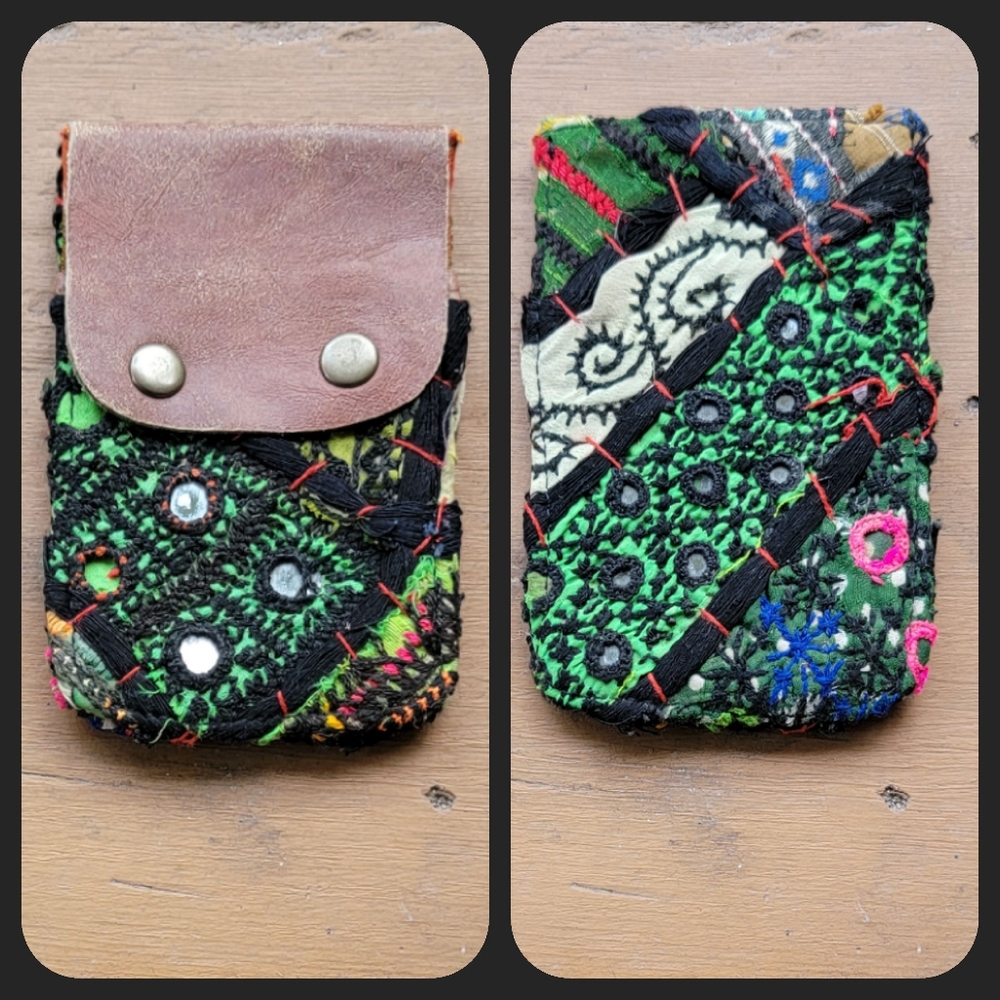 🍳🧠 Free People Boho Embroidered Repurposed vtg banjara hippie Wallet card case